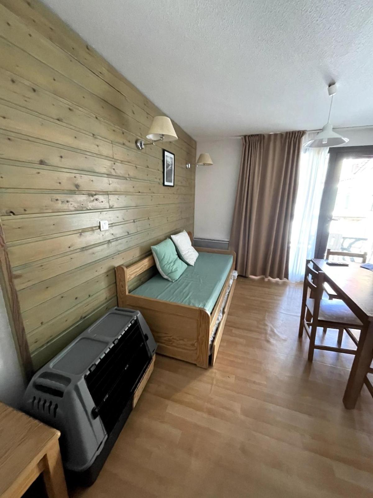 Grand Studio - A La Lisiere De La Foret - A 5 Min Des Telecabines Font-Romeu-Odeillo-Via Exterior photo