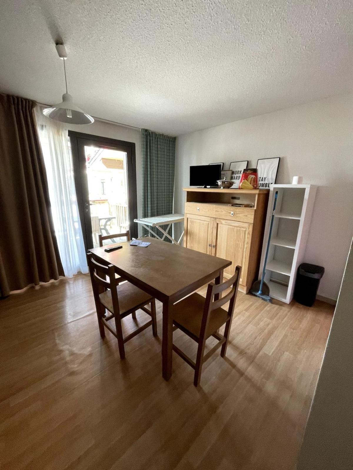 Grand Studio - A La Lisiere De La Foret - A 5 Min Des Telecabines Font-Romeu-Odeillo-Via Exterior photo